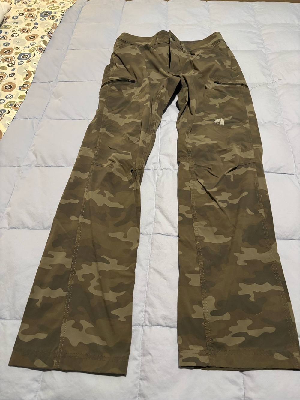 Eddie Bauer First Ascent Olive Camo Cargo Pants 30 x 32